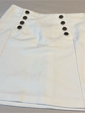 H&M White Mini Skirt with Black Button Detail